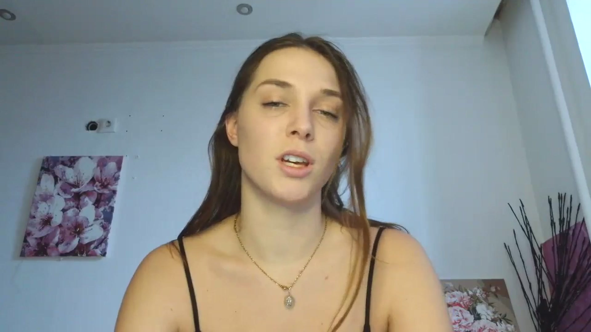 Gallery image thumbnail from HaleyReed's myfreecams stream on, 02/19/2026, 13:44 image 17 of 20
