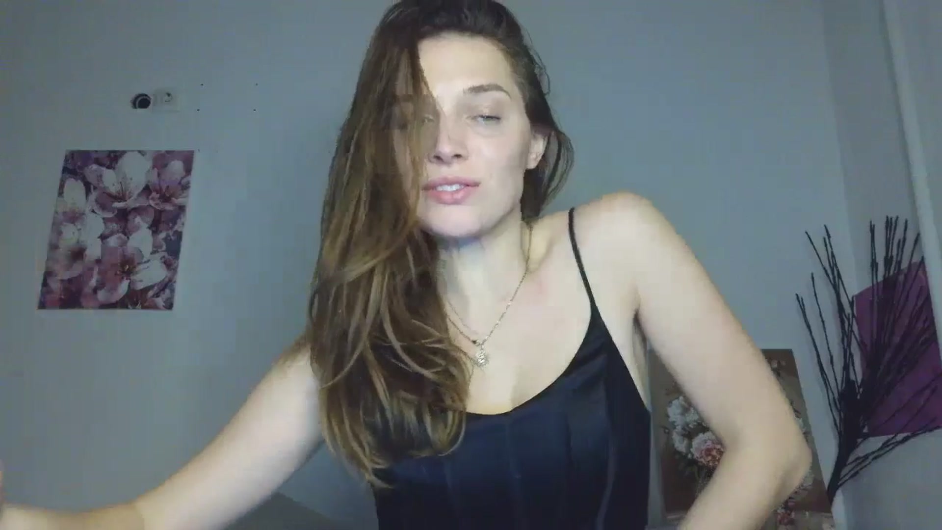 Gallery image thumbnail from HaleyReed's myfreecams stream on, 02/19/2026, 15:32 image 6 of 20