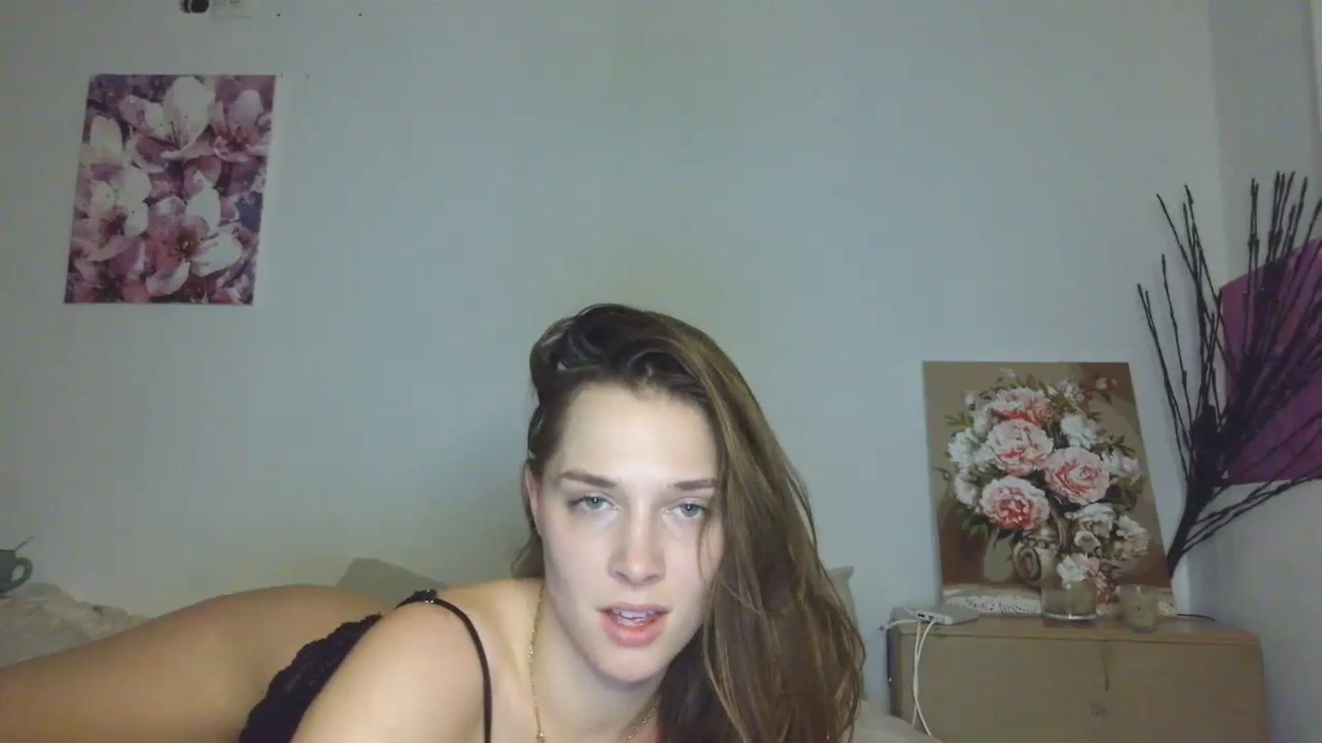 Gallery image thumbnail from HaleyReed's myfreecams stream on, 02/19/2026, 15:32 image 14 of 20