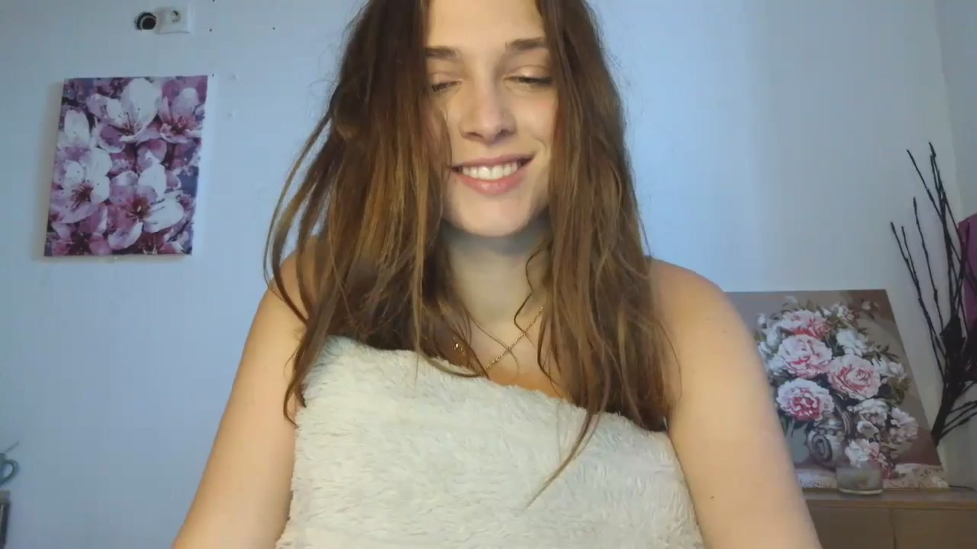 Gallery image thumbnail from HaleyReed's myfreecams stream on, 02/20/2026, 14:32 image 12 of 20