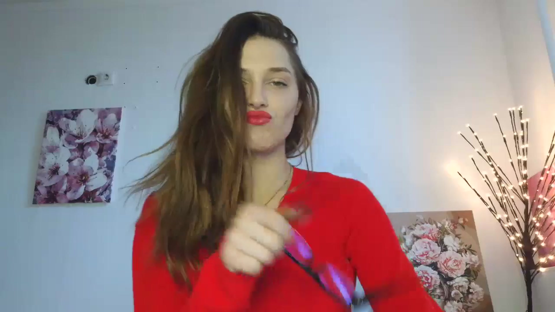 Gallery image thumbnail from HaleyReed's myfreecams stream on, 02/22/2026, 14:00 image 15 of 20