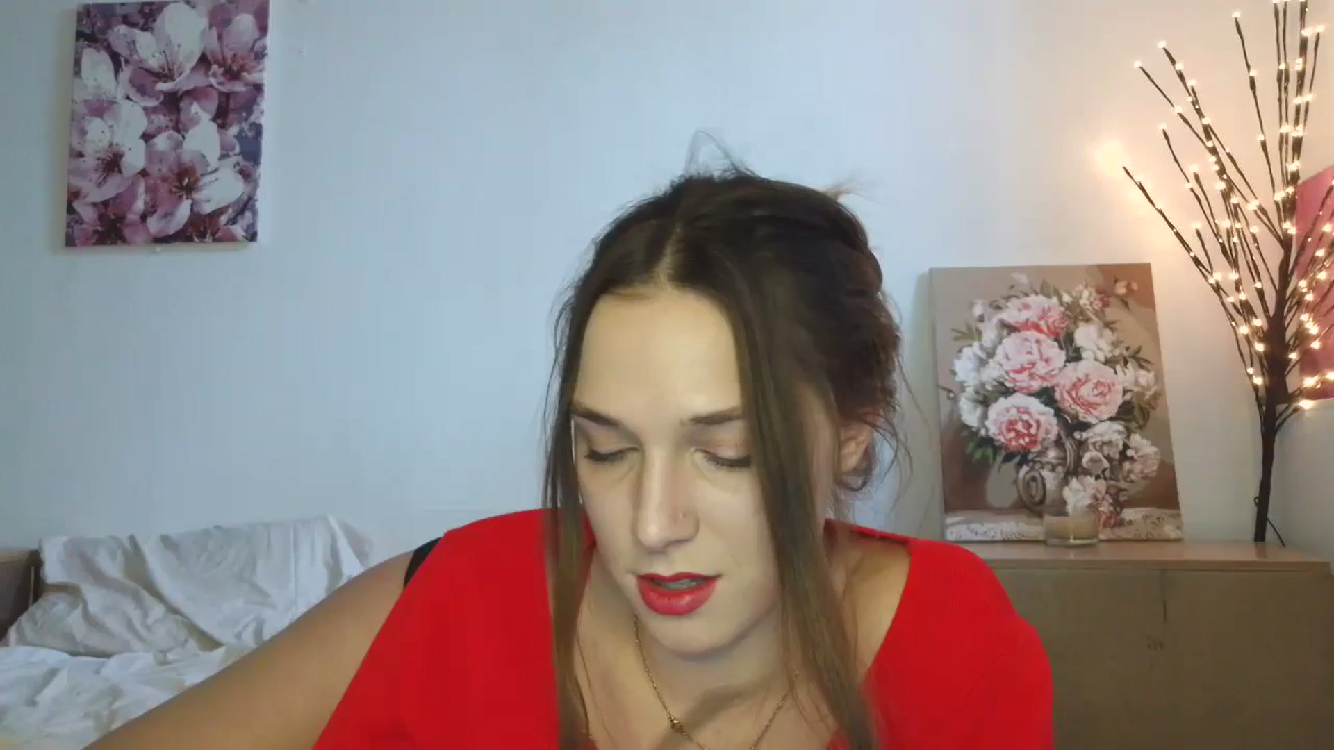 Gallery image thumbnail from HaleyReed's myfreecams stream on, 02/22/2026, 14:00 image 1 of 20