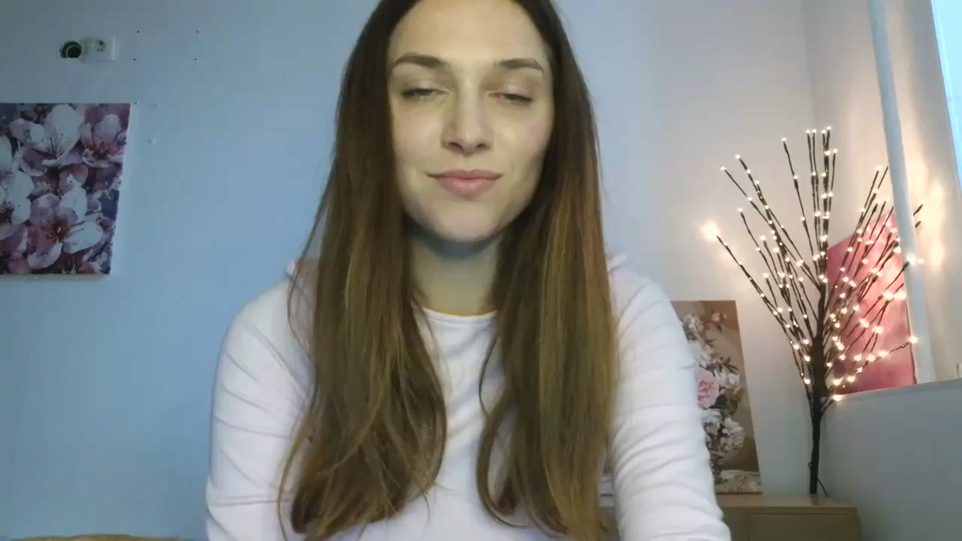 Gallery image thumbnail from HaleyReed's myfreecams stream on, 02/23/2026, 14:35 image 13 of 20