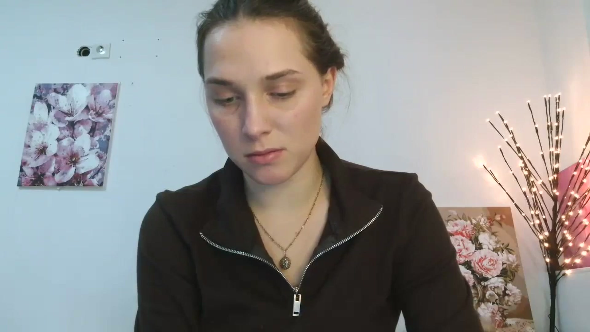 Gallery image thumbnail from HaleyReed's myfreecams stream on, 02/25/2026, 15:23 image 4 of 20