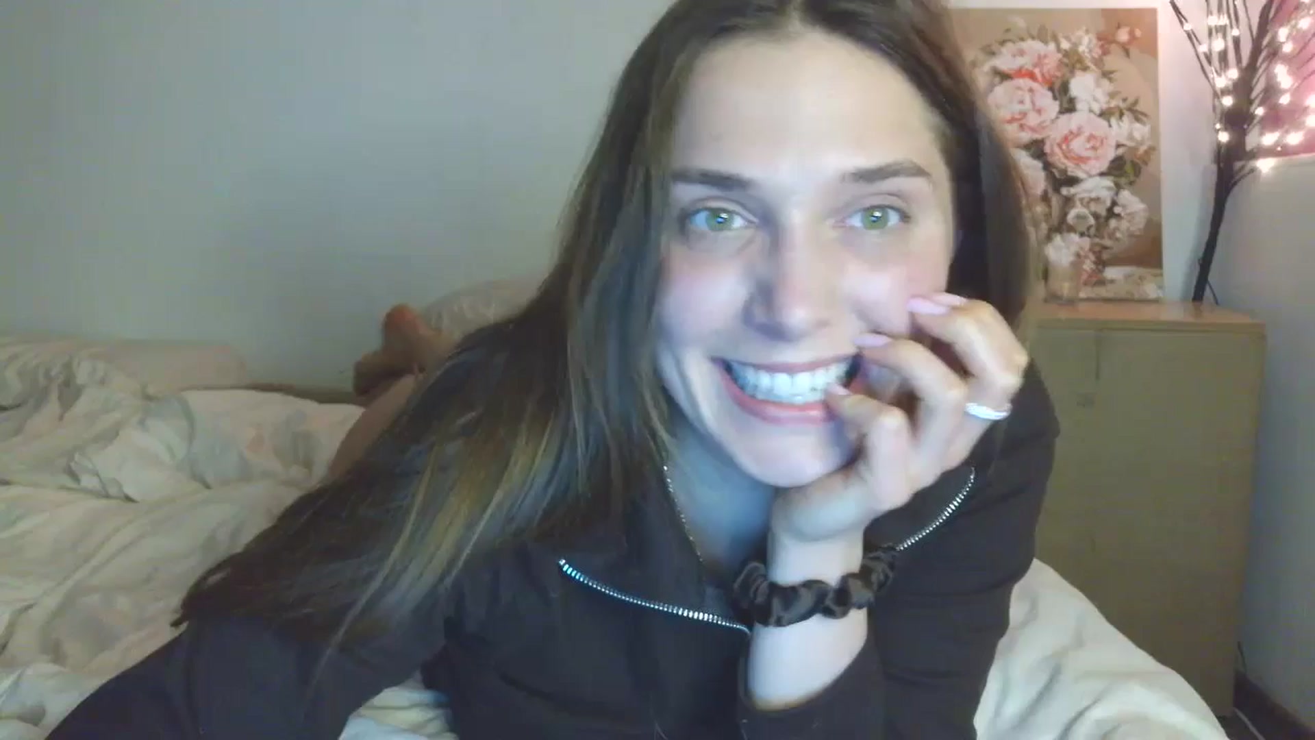 Gallery image thumbnail from HaleyReed's myfreecams stream on, 02/25/2026, 16:09 image 11 of 20