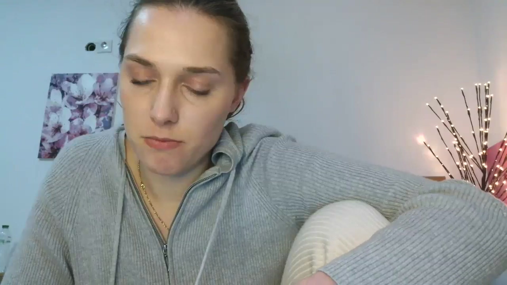 Gallery image thumbnail from HaleyReed's myfreecams stream on, 02/27/2026, 15:49 image 11 of 20