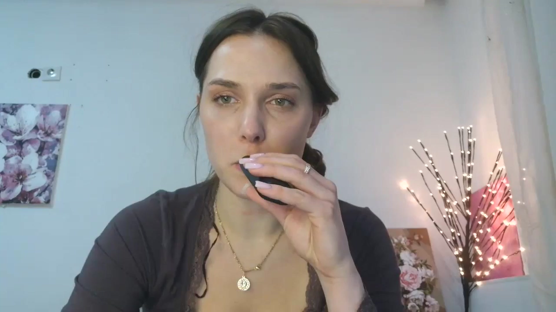 Gallery image thumbnail from HaleyReed's myfreecams stream on, 03/01/2026, 16:33 image 2 of 20