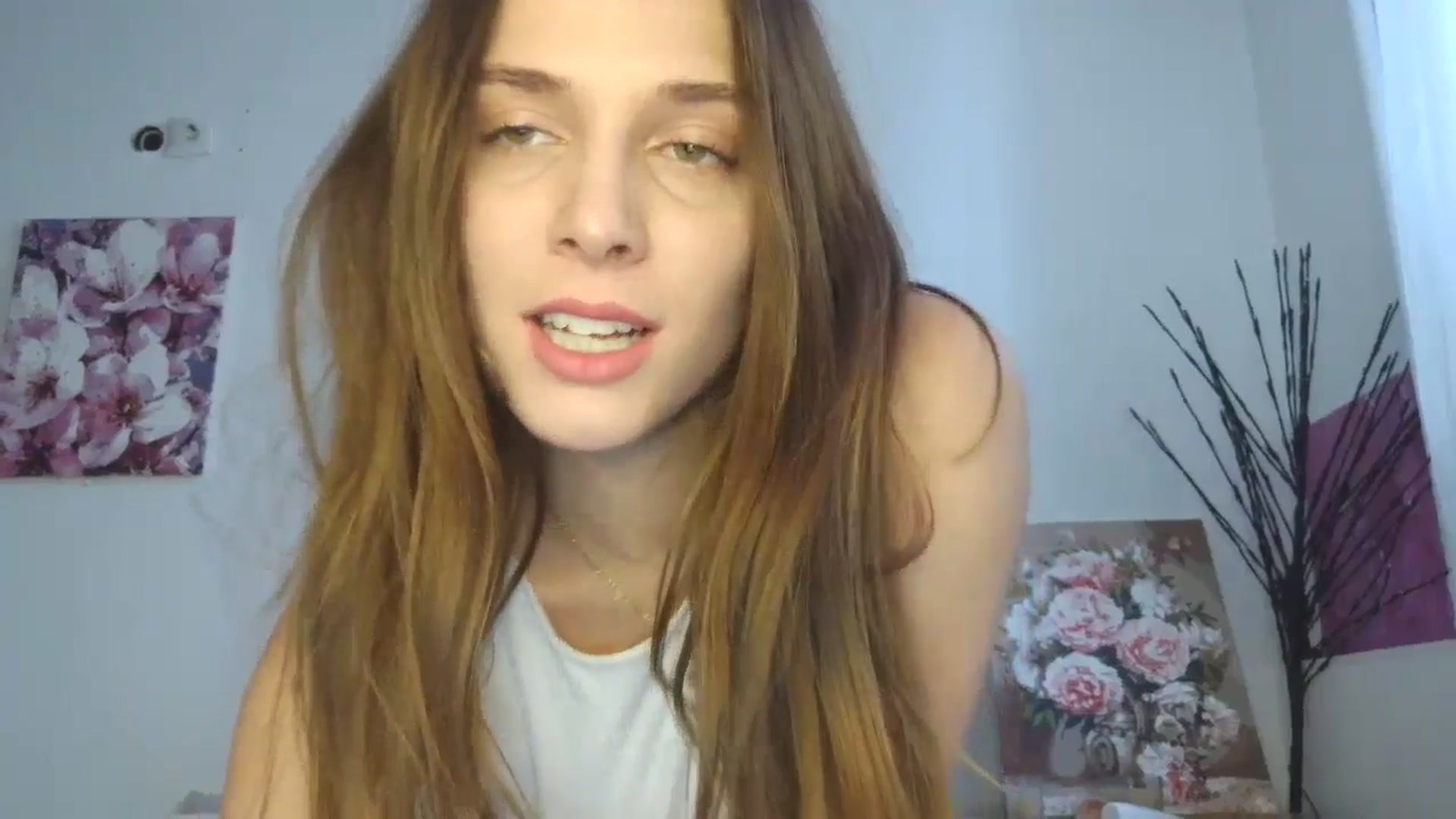 Gallery image thumbnail from HaleyReed's myfreecams stream on, 03/02/2026, 13:16 image 16 of 20