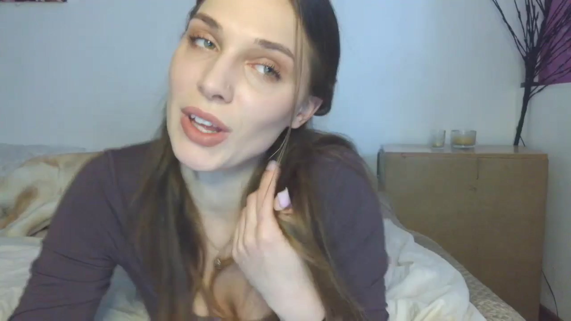 Gallery image thumbnail from HaleyReed's myfreecams stream on, 03/06/2026, 14:36 image 1 of 20