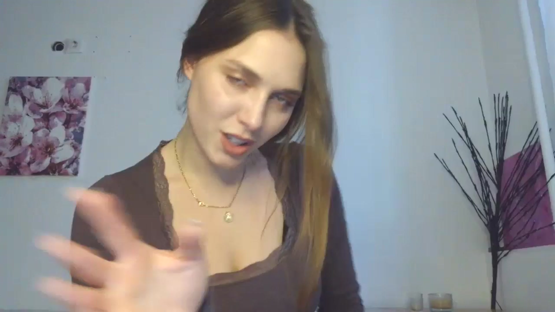 Gallery image thumbnail from HaleyReed's myfreecams stream on, 03/06/2026, 14:36 image 12 of 20
