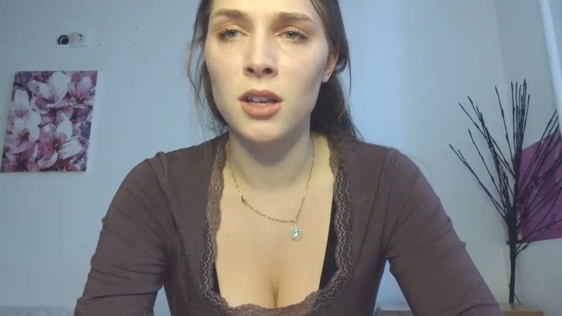 Gallery image thumbnail from HaleyReed's myfreecams stream on, 03/06/2026, 14:36 image 6 of 20