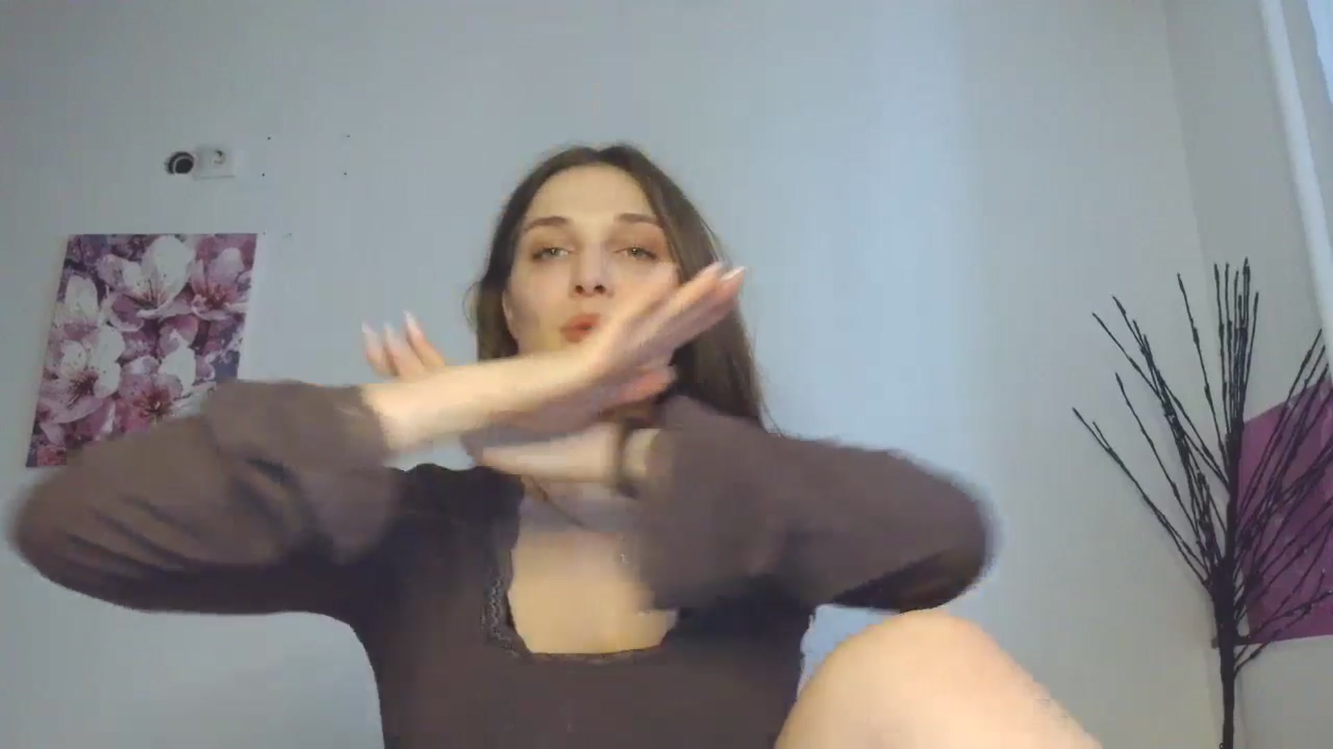 Gallery image thumbnail from HaleyReed's myfreecams stream on, 03/06/2026, 14:36 image 7 of 20