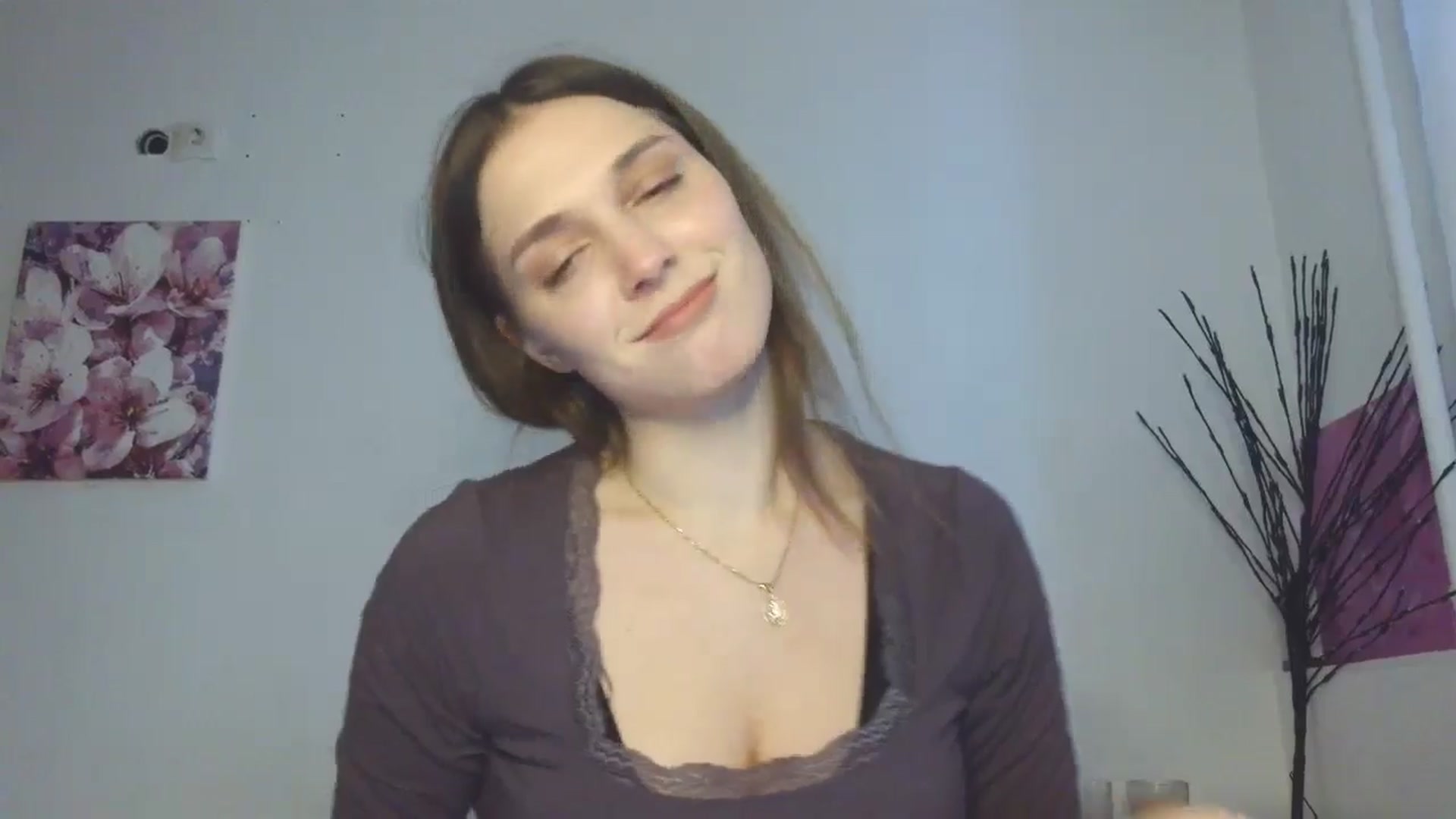 Gallery image thumbnail from HaleyReed's myfreecams stream on, 03/06/2026, 14:36 image 19 of 20