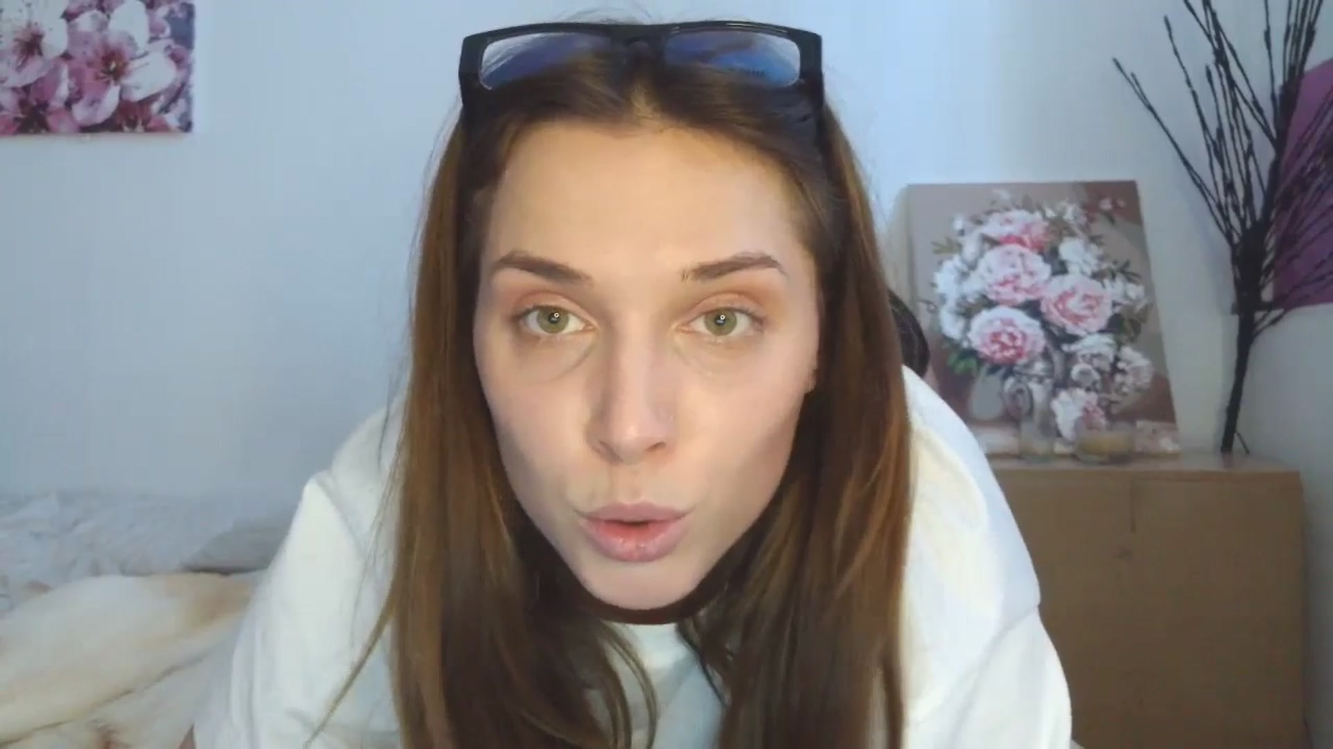 Gallery image thumbnail from HaleyReed's myfreecams stream on, 03/07/2026, 12:14 image 14 of 20