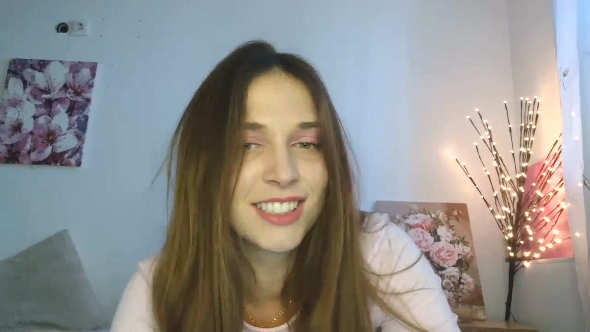 Gallery image thumbnail from HaleyReed's myfreecams stream on, 03/09/2026, 14:16 image 14 of 20