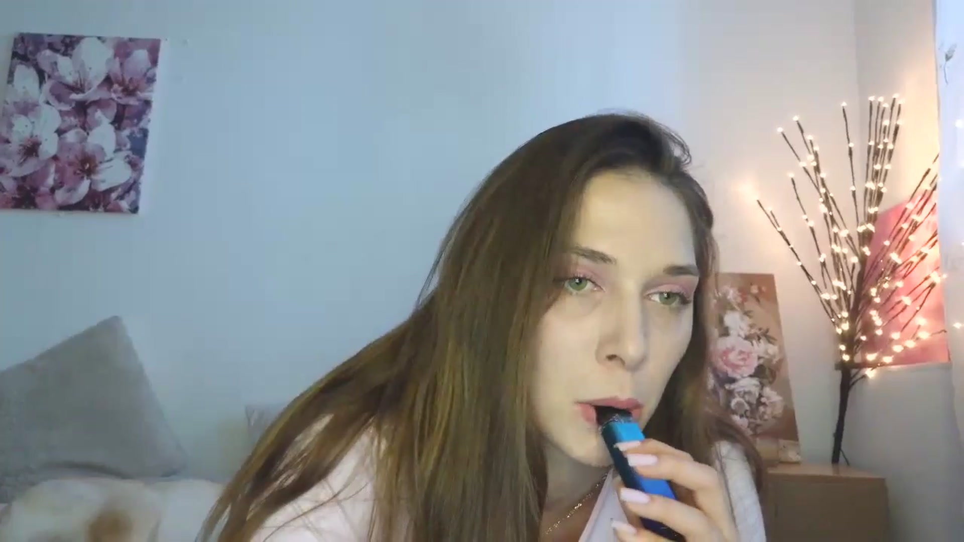 Gallery image thumbnail from HaleyReed's myfreecams stream on, 03/09/2026, 14:16 image 15 of 20