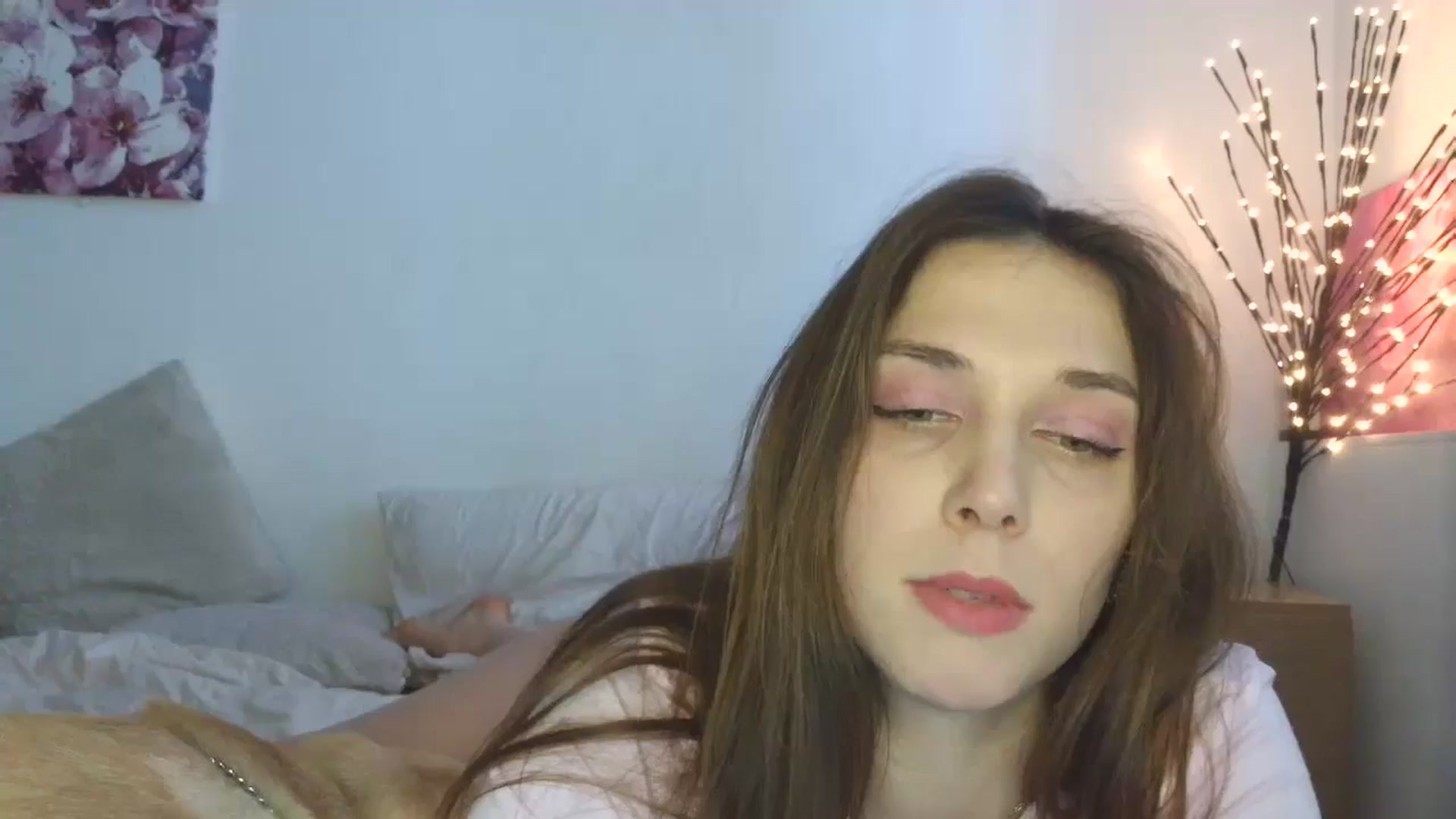 Gallery image thumbnail from HaleyReed's myfreecams stream on, 03/09/2026, 14:16 image 8 of 20
