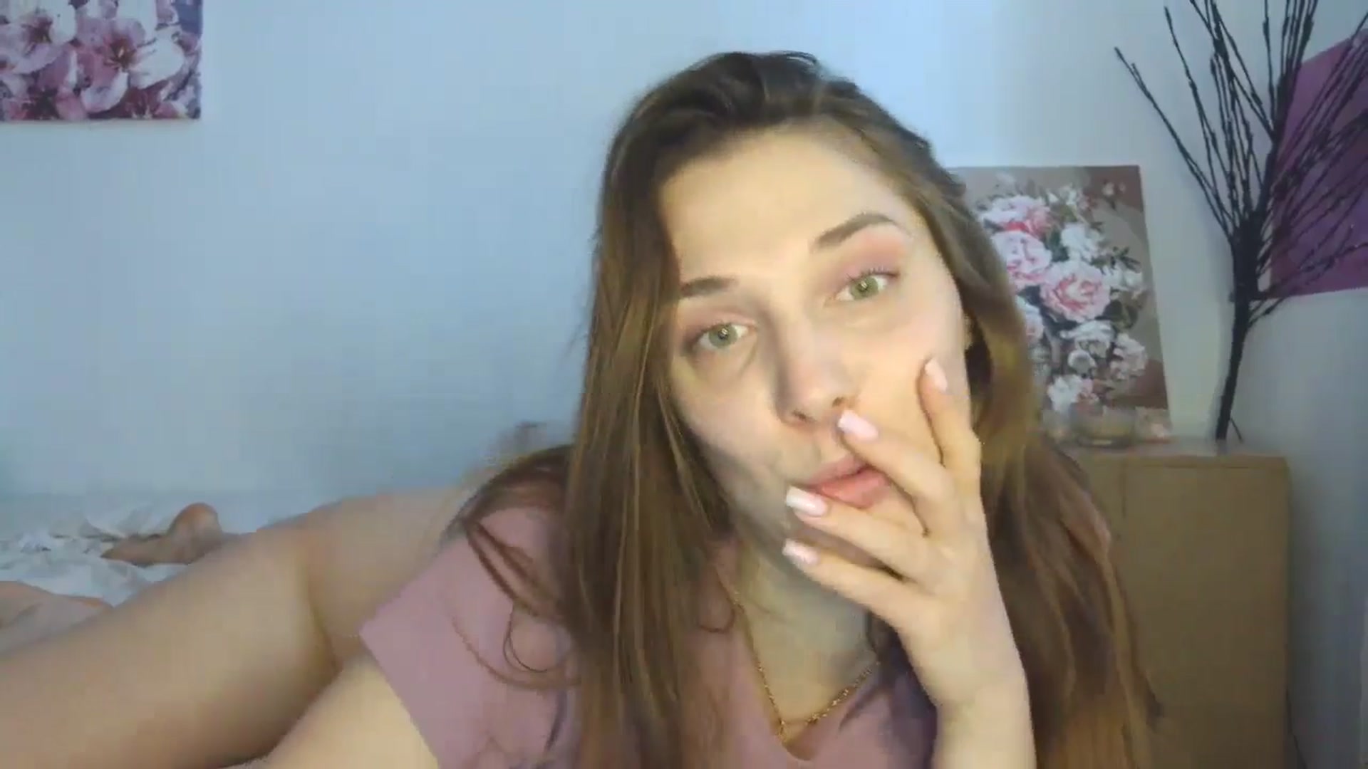 Gallery image thumbnail from HaleyReed's myfreecams stream on, 03/12/2026, 12:21 image 16 of 20