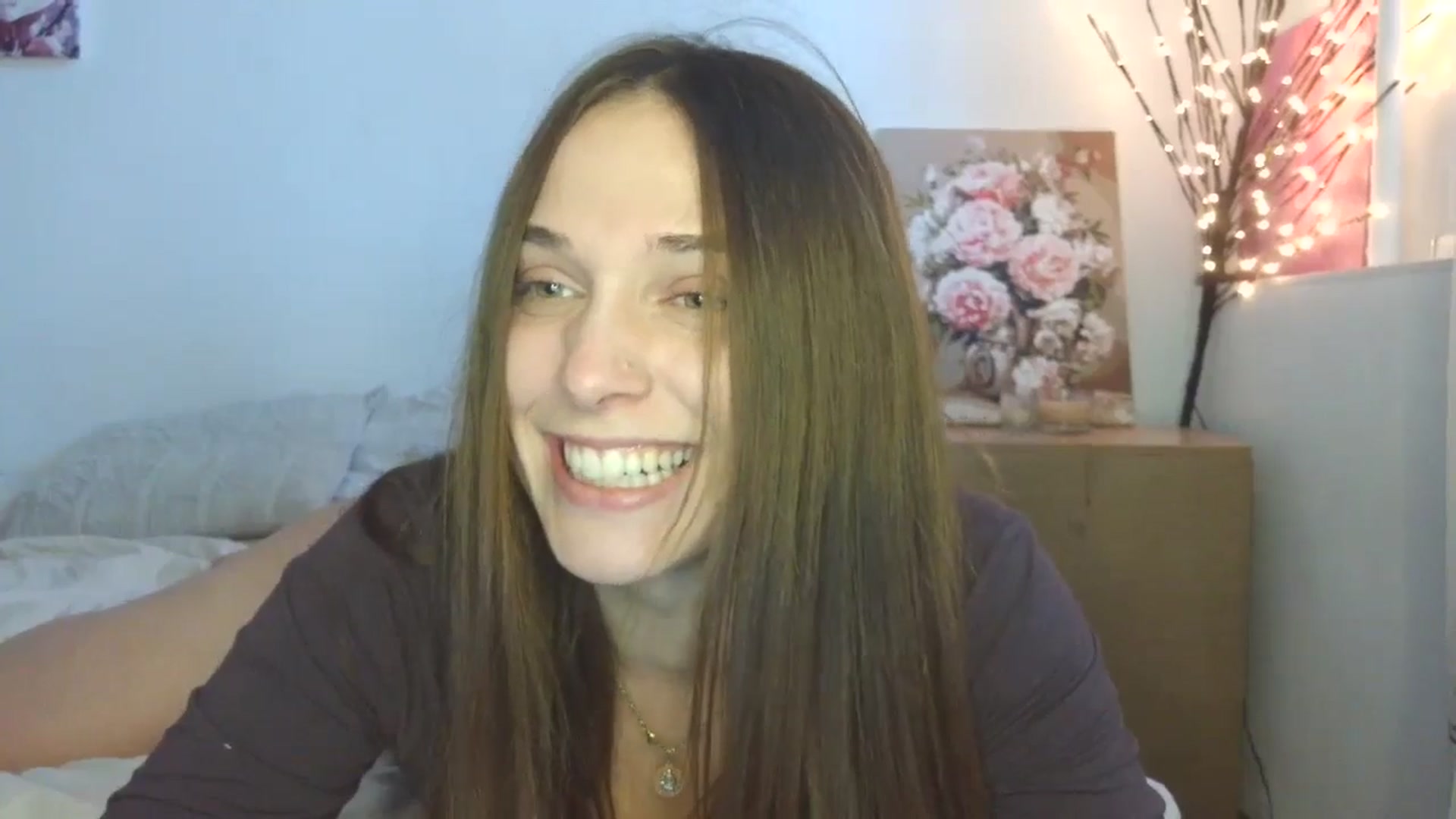 Gallery image thumbnail from HaleyReed's myfreecams stream on, 03/13/2026, 13:34 image 20 of 20