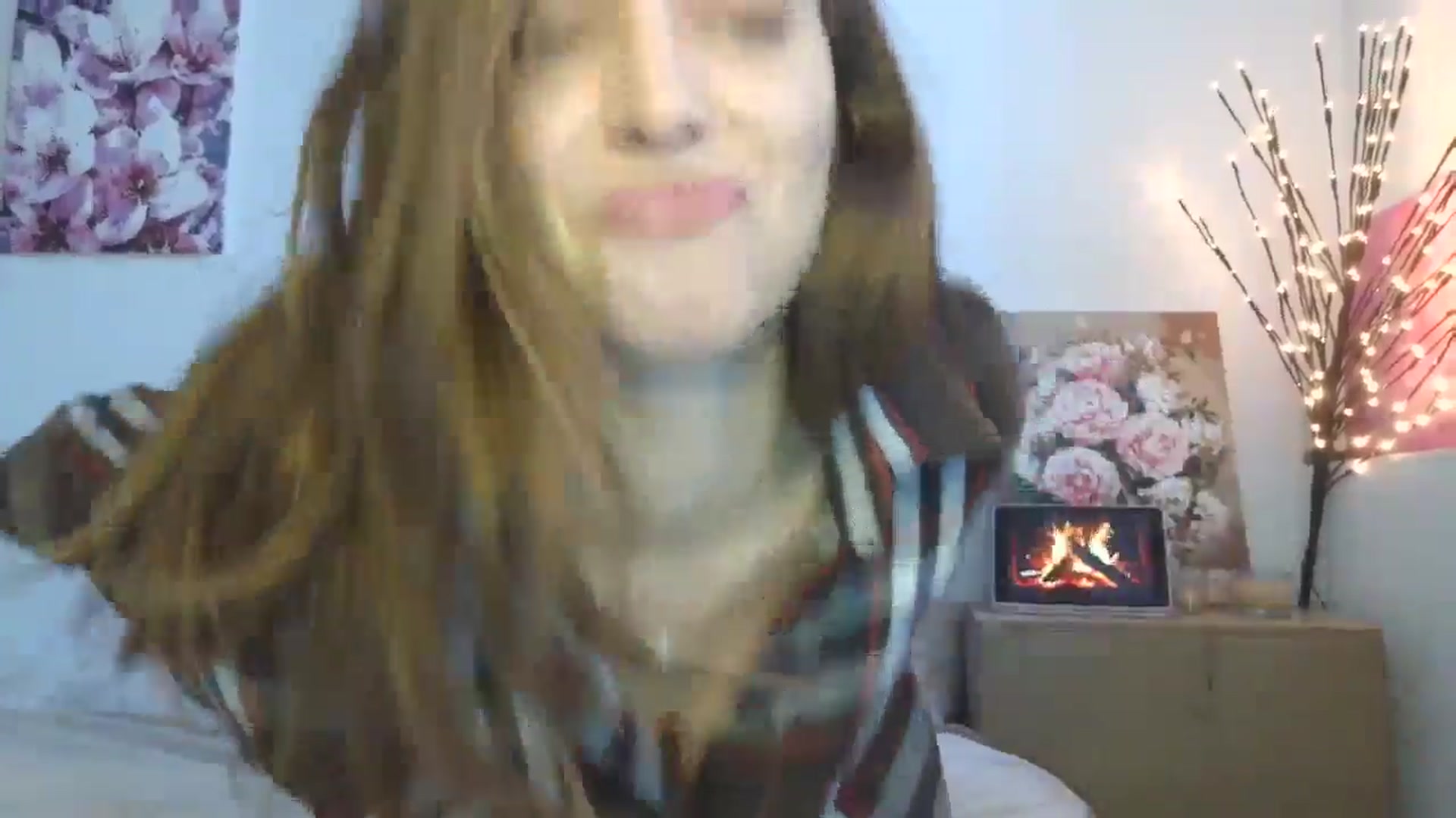 Gallery image thumbnail from HaleyReed's myfreecams stream on, 03/14/2026, 11:09 image 4 of 20