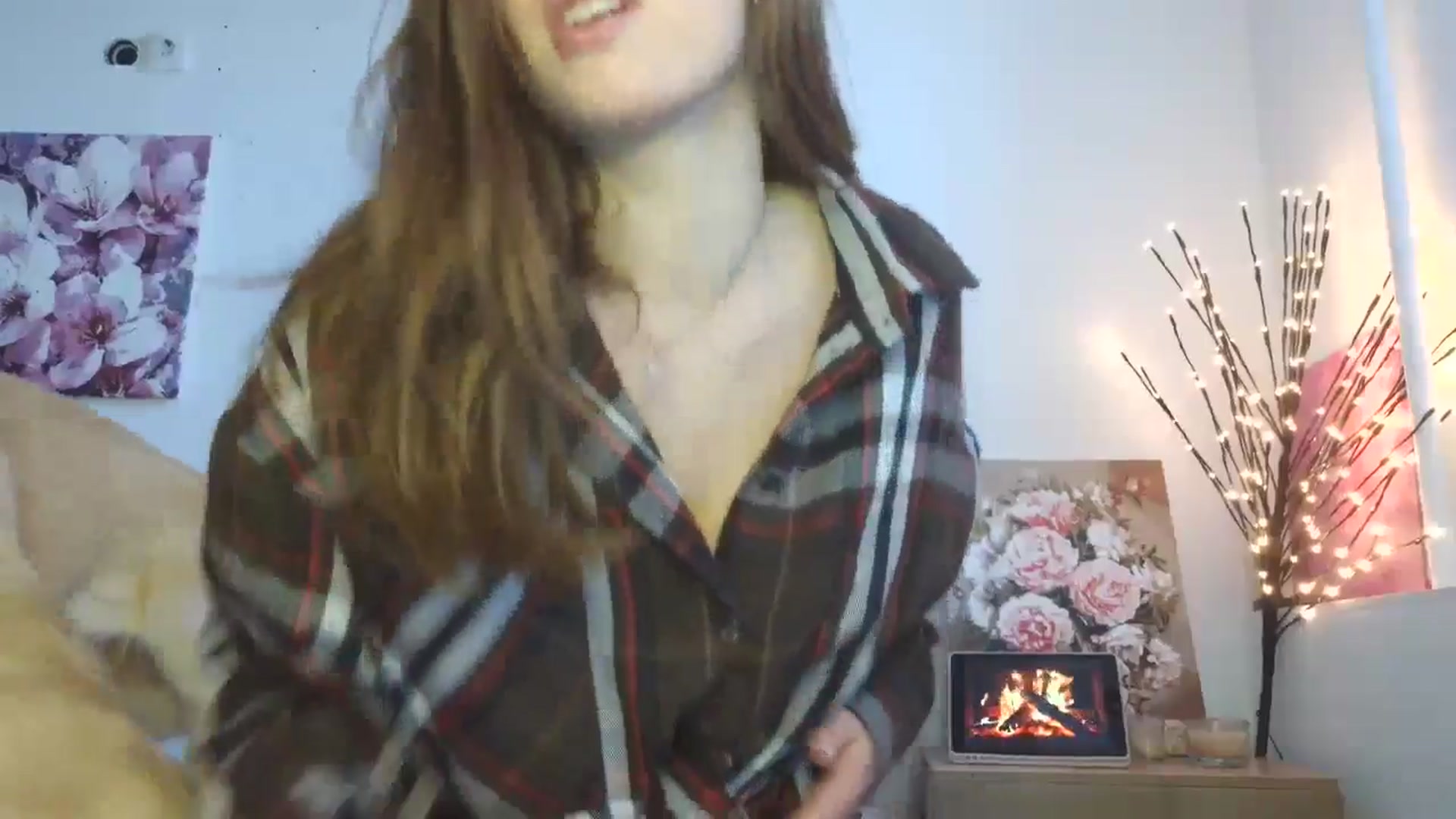 Gallery image thumbnail from HaleyReed's myfreecams stream on, 03/14/2026, 11:09 image 7 of 20