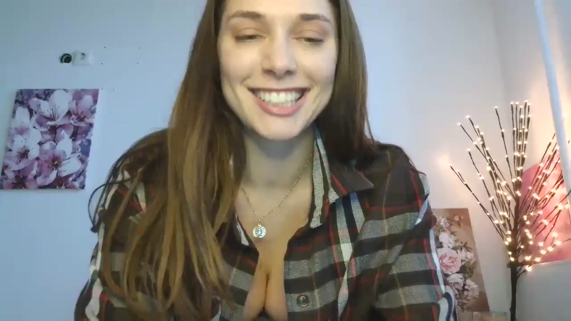 Gallery image thumbnail from HaleyReed's myfreecams stream on, 03/14/2026, 11:09 image 18 of 20