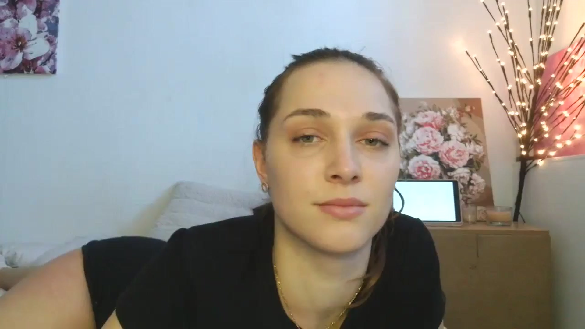 Gallery image thumbnail from HaleyReed's myfreecams stream on, 03/14/2026, 11:56 image 10 of 20