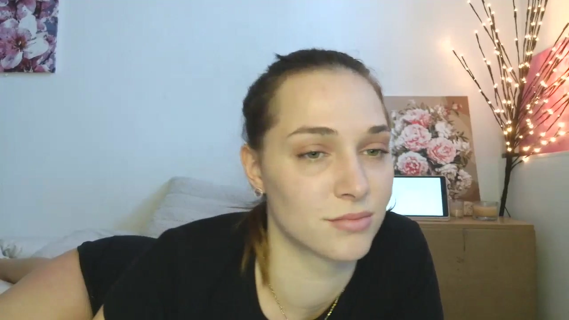 Gallery image thumbnail from HaleyReed's myfreecams stream on, 03/14/2026, 11:56 image 11 of 20