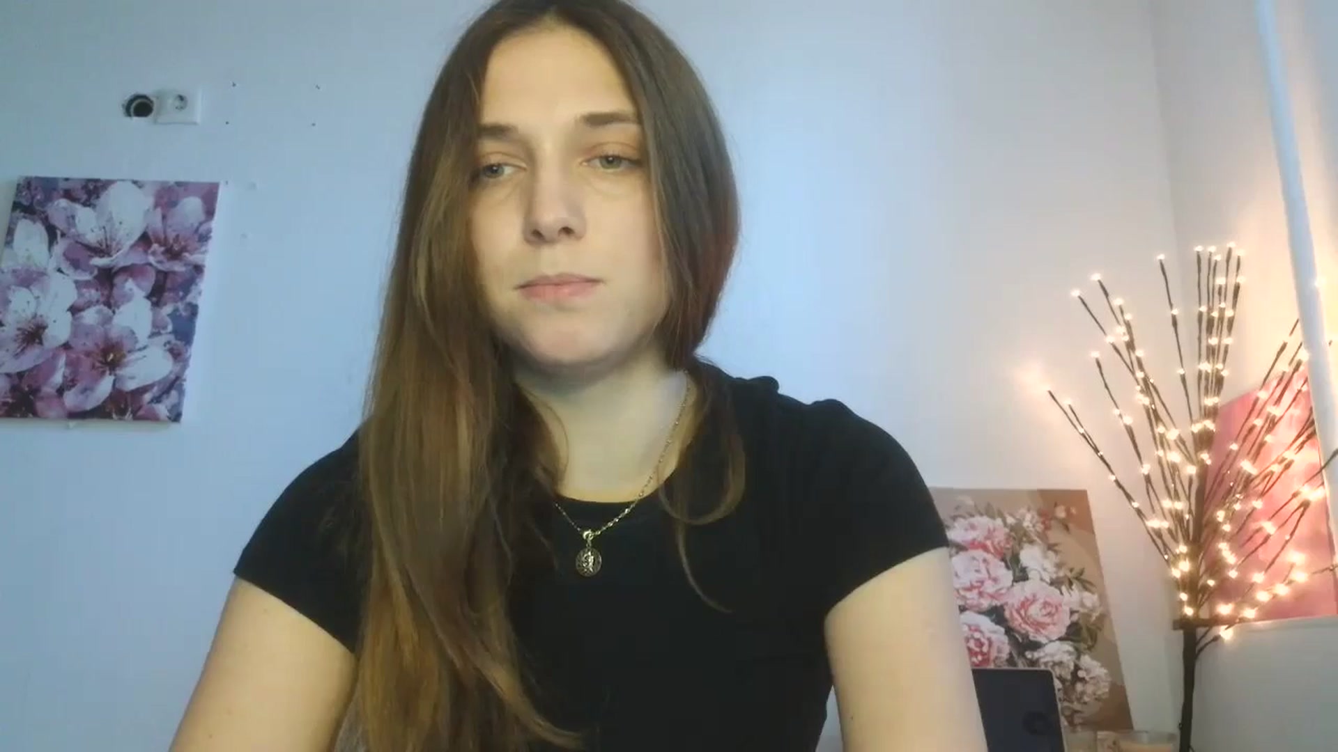 Gallery image thumbnail from HaleyReed's myfreecams stream on, 03/14/2026, 13:12 image 9 of 20