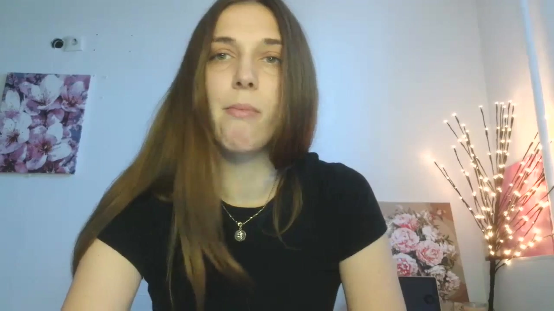 Gallery image thumbnail from HaleyReed's myfreecams stream on, 03/14/2026, 13:12 image 12 of 20