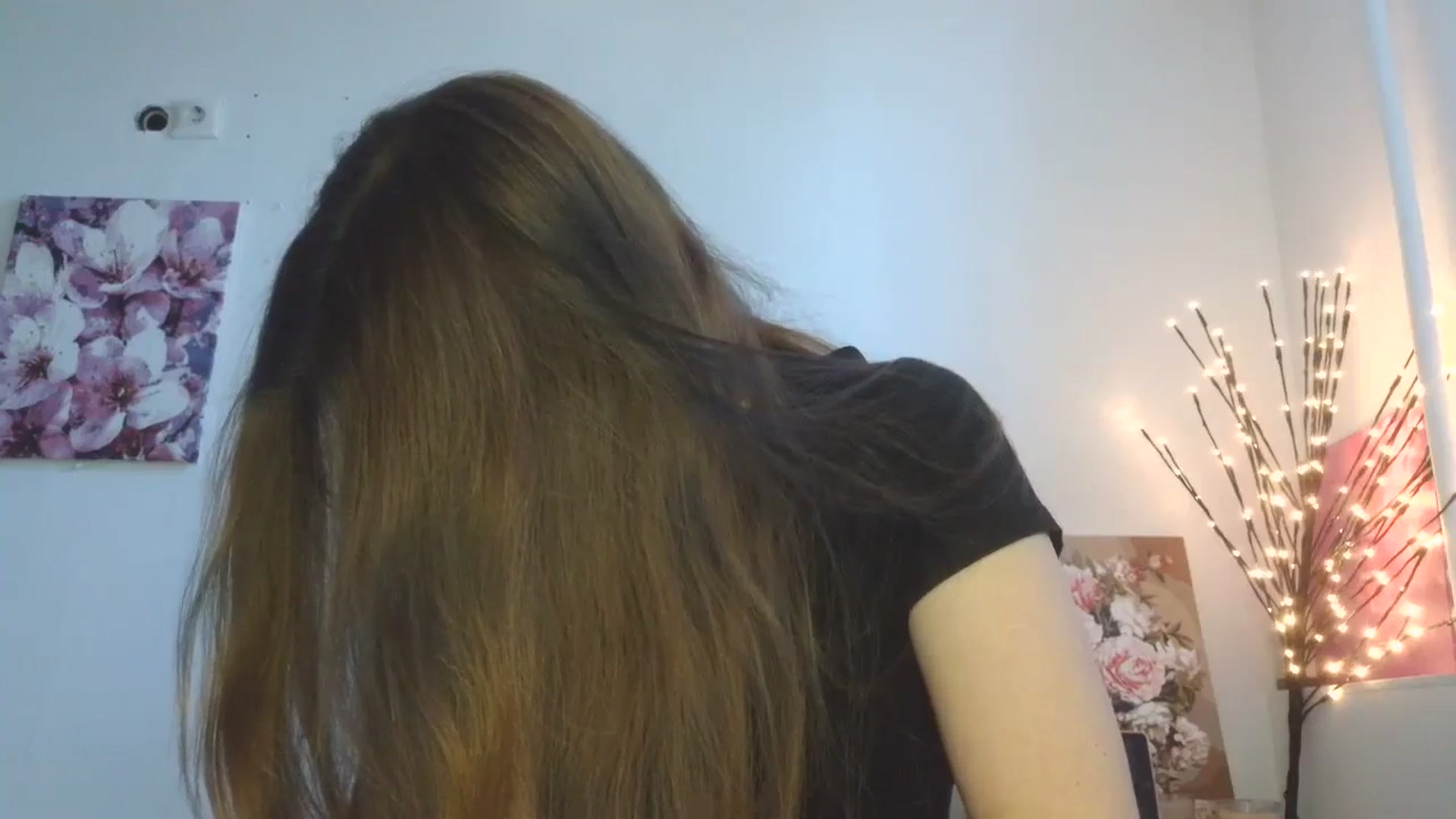 Gallery image thumbnail from HaleyReed's myfreecams stream on, 03/14/2026, 13:12 image 6 of 20