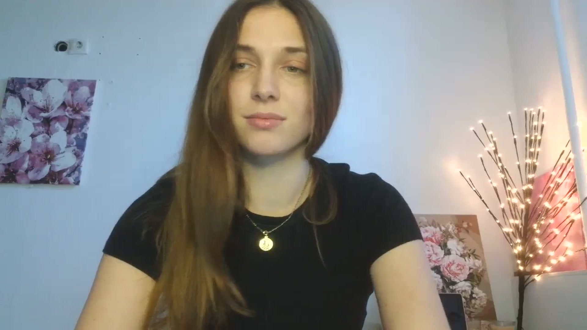 Gallery image thumbnail from HaleyReed's myfreecams stream on, 03/14/2026, 13:12 image 8 of 20