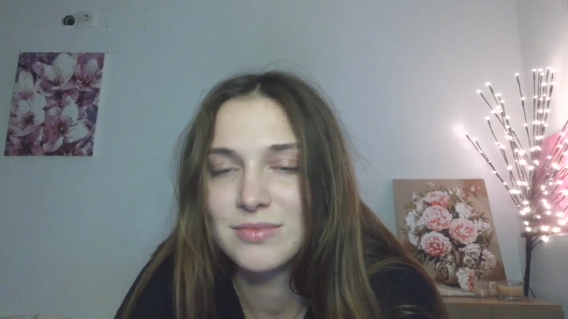 Gallery image thumbnail from HaleyReed's myfreecams stream on, 03/14/2026, 15:53 image 9 of 20