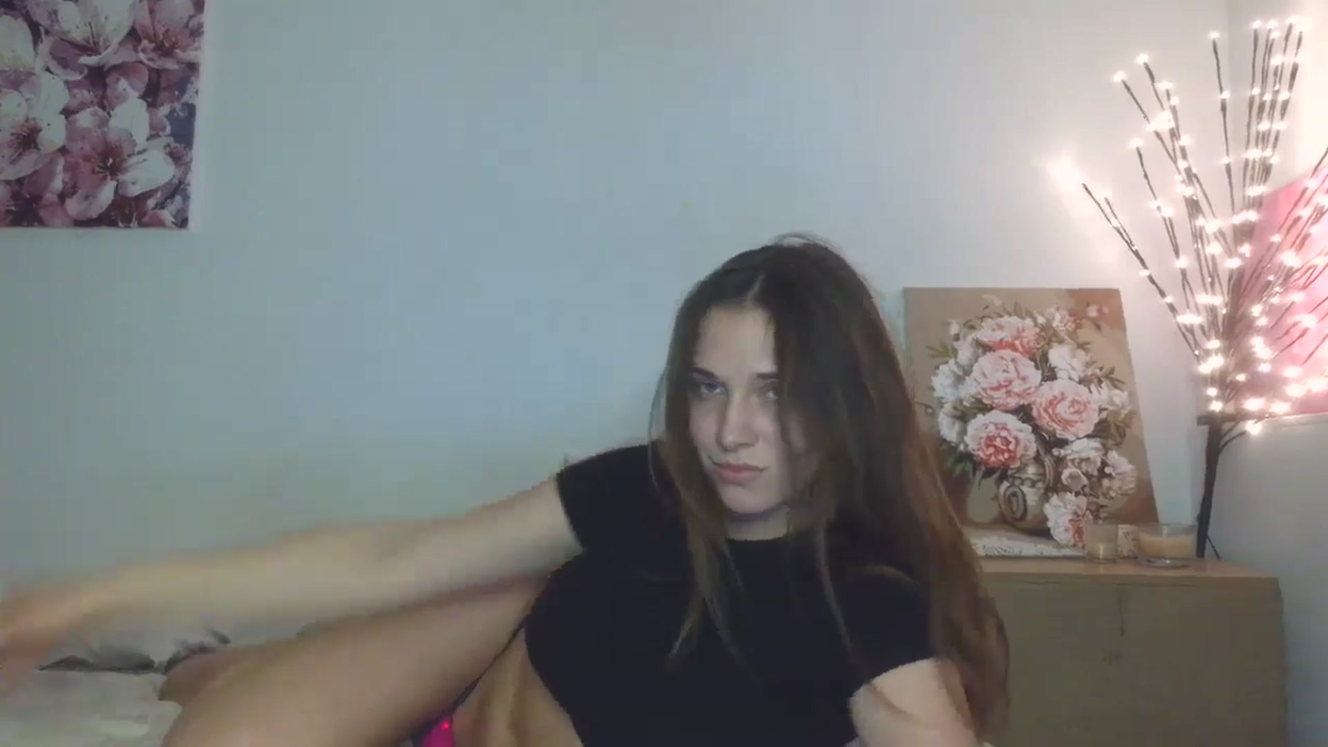 Gallery image thumbnail from HaleyReed's myfreecams stream on, 03/14/2026, 15:53 image 7 of 20