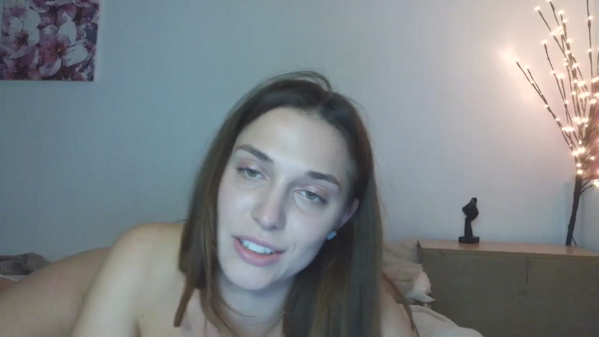 Gallery image thumbnail from HaleyReed's myfreecams stream on, 03/15/2026, 15:58 image 1 of 20