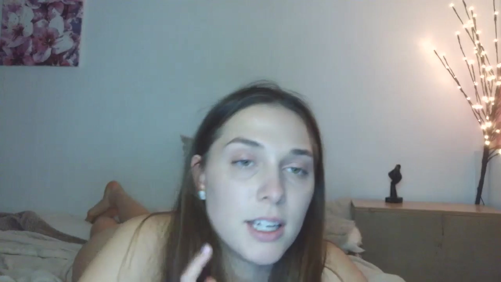 Gallery image thumbnail from HaleyReed's myfreecams stream on, 03/15/2026, 15:58 image 14 of 20