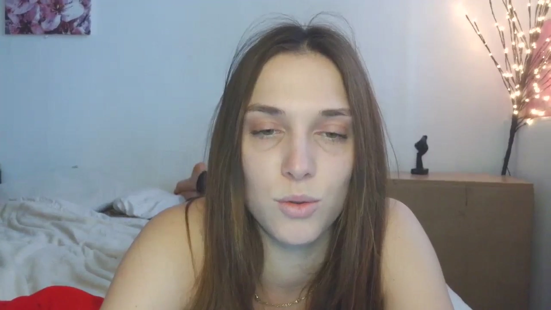 Gallery image thumbnail from HaleyReed's myfreecams stream on, 03/16/2026, 13:33 image 2 of 20