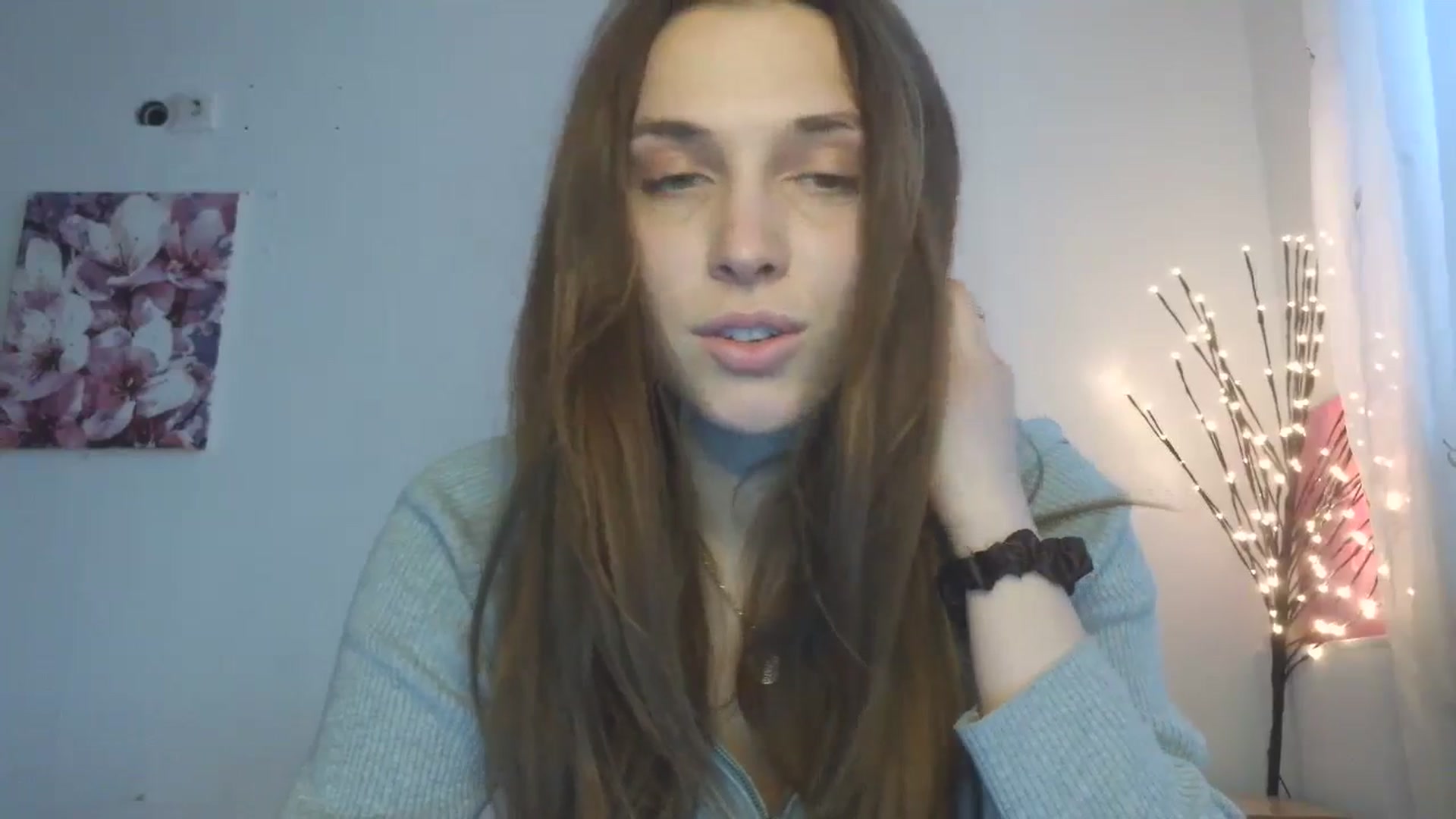 Gallery image thumbnail from HaleyReed's myfreecams stream on, 03/16/2026, 13:33 image 18 of 20