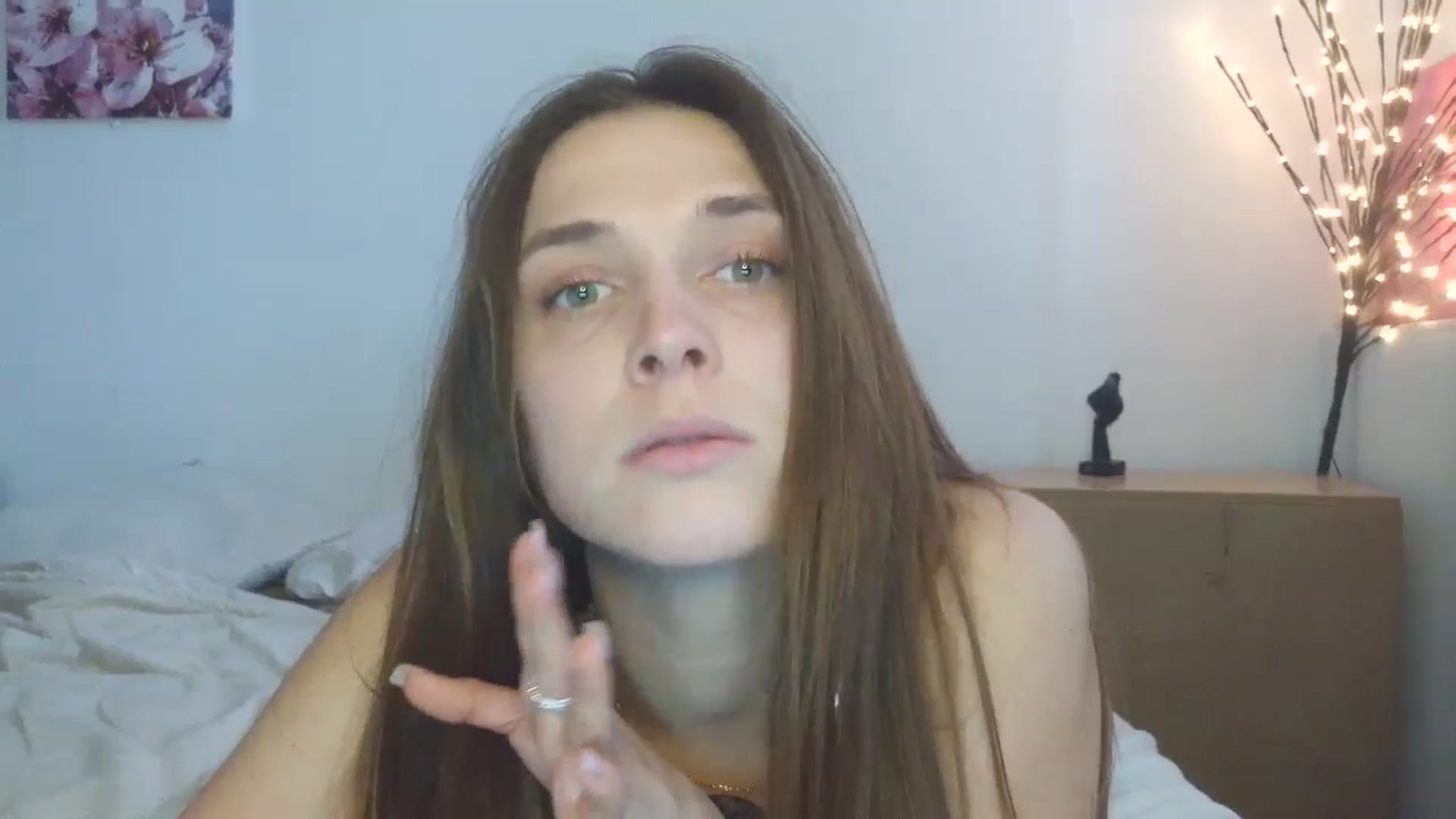 Gallery image thumbnail from HaleyReed's myfreecams stream on, 03/16/2026, 13:33 image 7 of 20