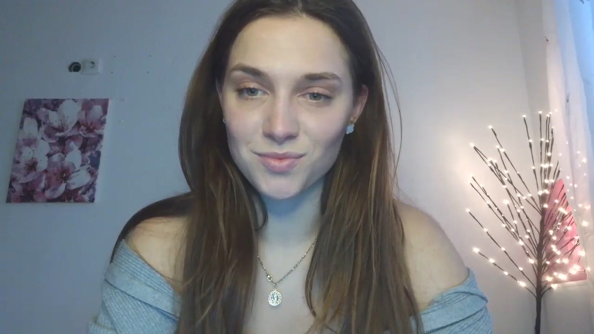 Gallery image thumbnail from HaleyReed's myfreecams stream on, 03/16/2026, 14:04 image 17 of 20