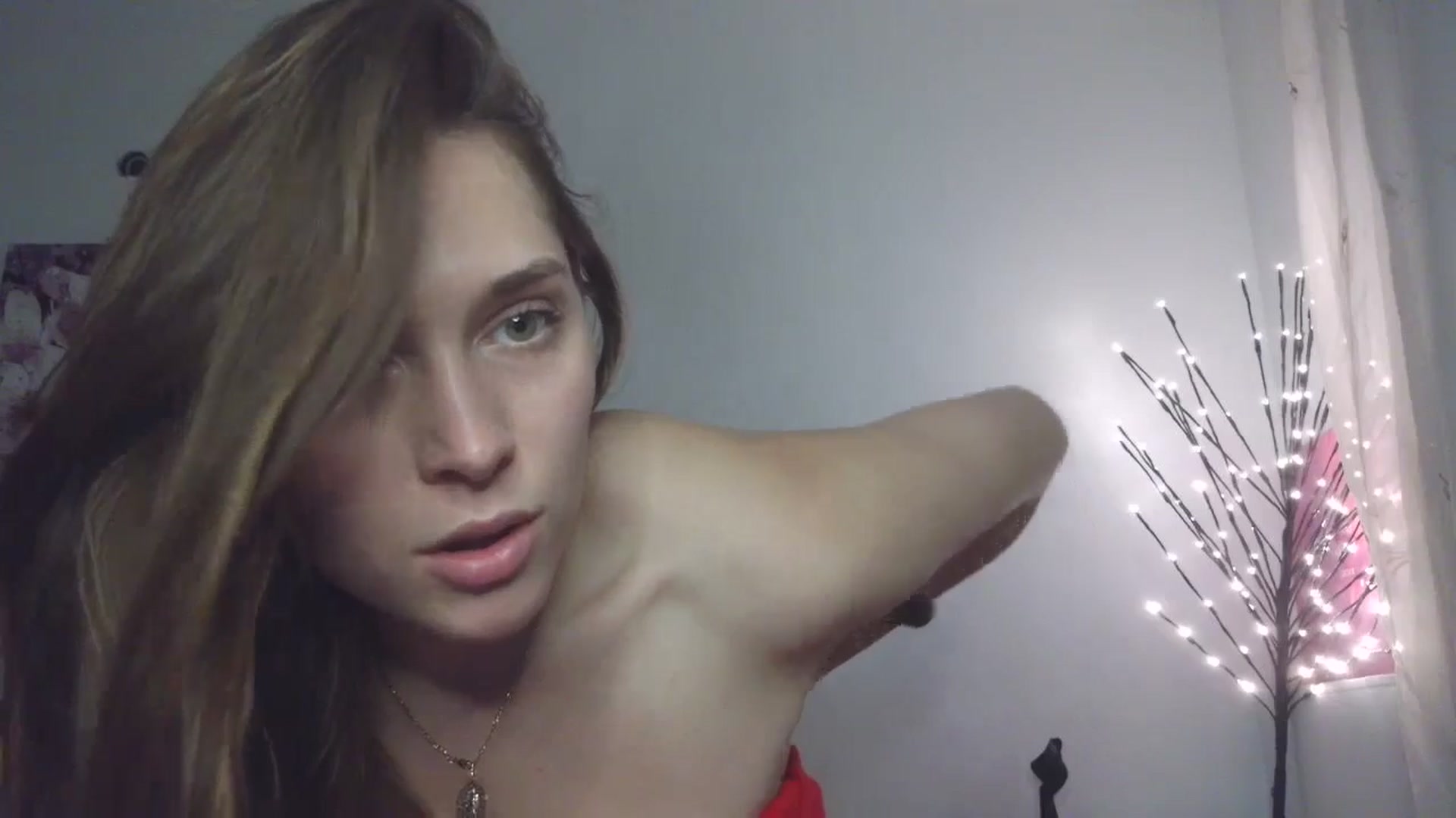 Gallery image thumbnail from HaleyReed's myfreecams stream on, 03/16/2026, 16:18 image 14 of 20