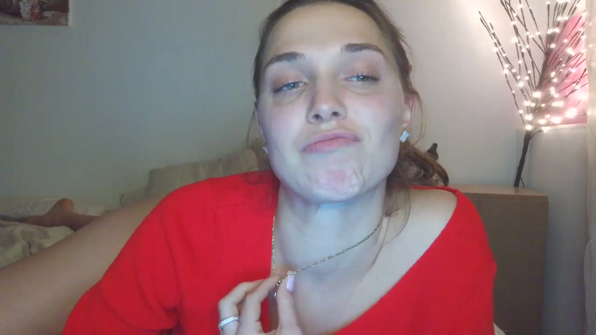 Gallery image thumbnail from HaleyReed's myfreecams stream on, 03/16/2026, 19:13 image 16 of 20