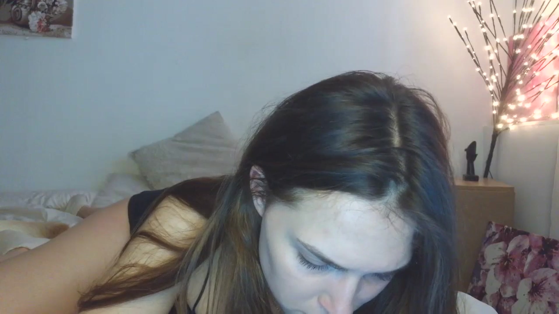 Gallery image thumbnail from HaleyReed's myfreecams stream on, 03/18/2026, 12:15 image 3 of 20