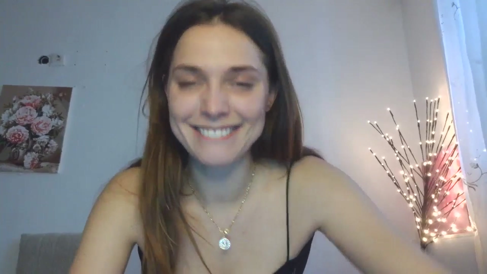 Gallery image thumbnail from HaleyReed's myfreecams stream on, 03/18/2026, 12:15 image 18 of 20