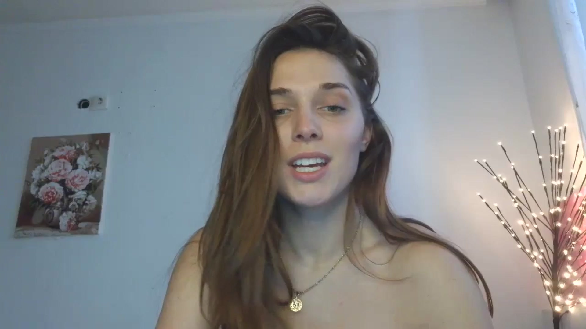 Gallery image thumbnail from HaleyReed's myfreecams stream on, 03/18/2026, 14:18 image 4 of 20