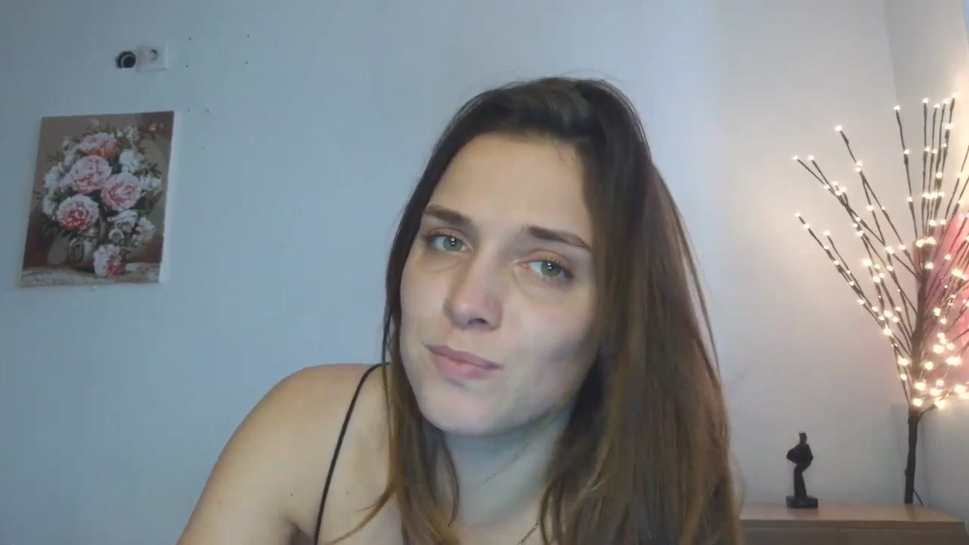 Gallery image thumbnail from HaleyReed's myfreecams stream on, 03/18/2026, 14:18 image 2 of 20