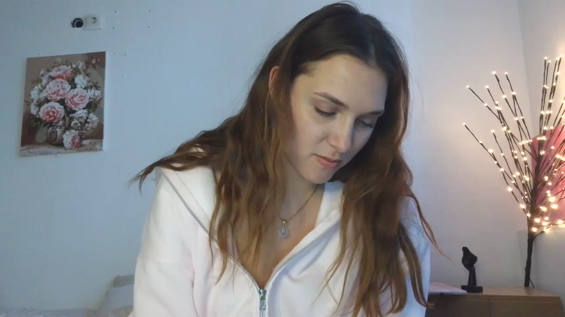 Gallery image thumbnail from HaleyReed's myfreecams stream on, 03/23/2026, 14:57 image 9 of 20