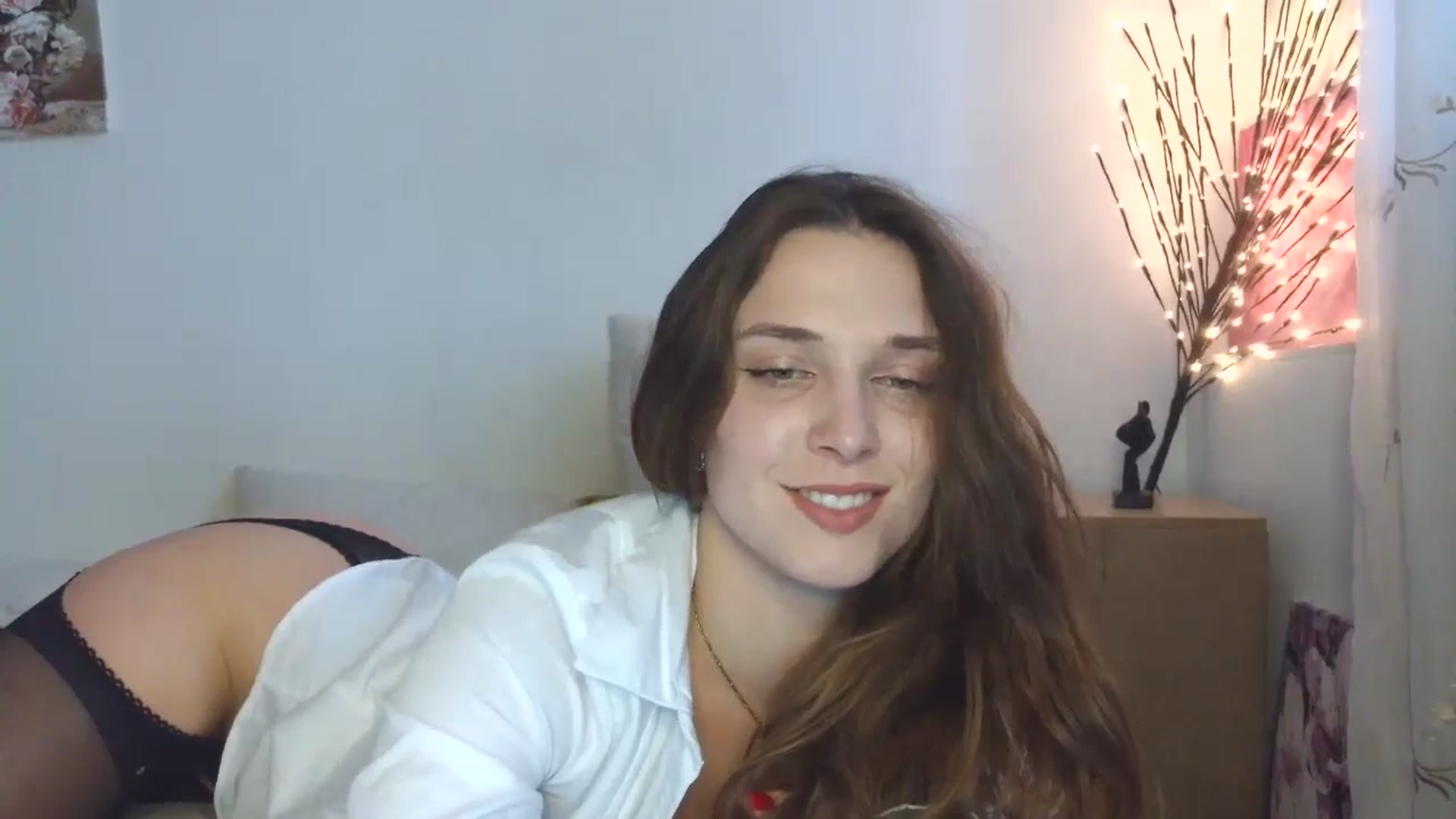 Gallery image thumbnail from HaleyReed's myfreecams stream on, 03/25/2026, 14:19 image 18 of 20