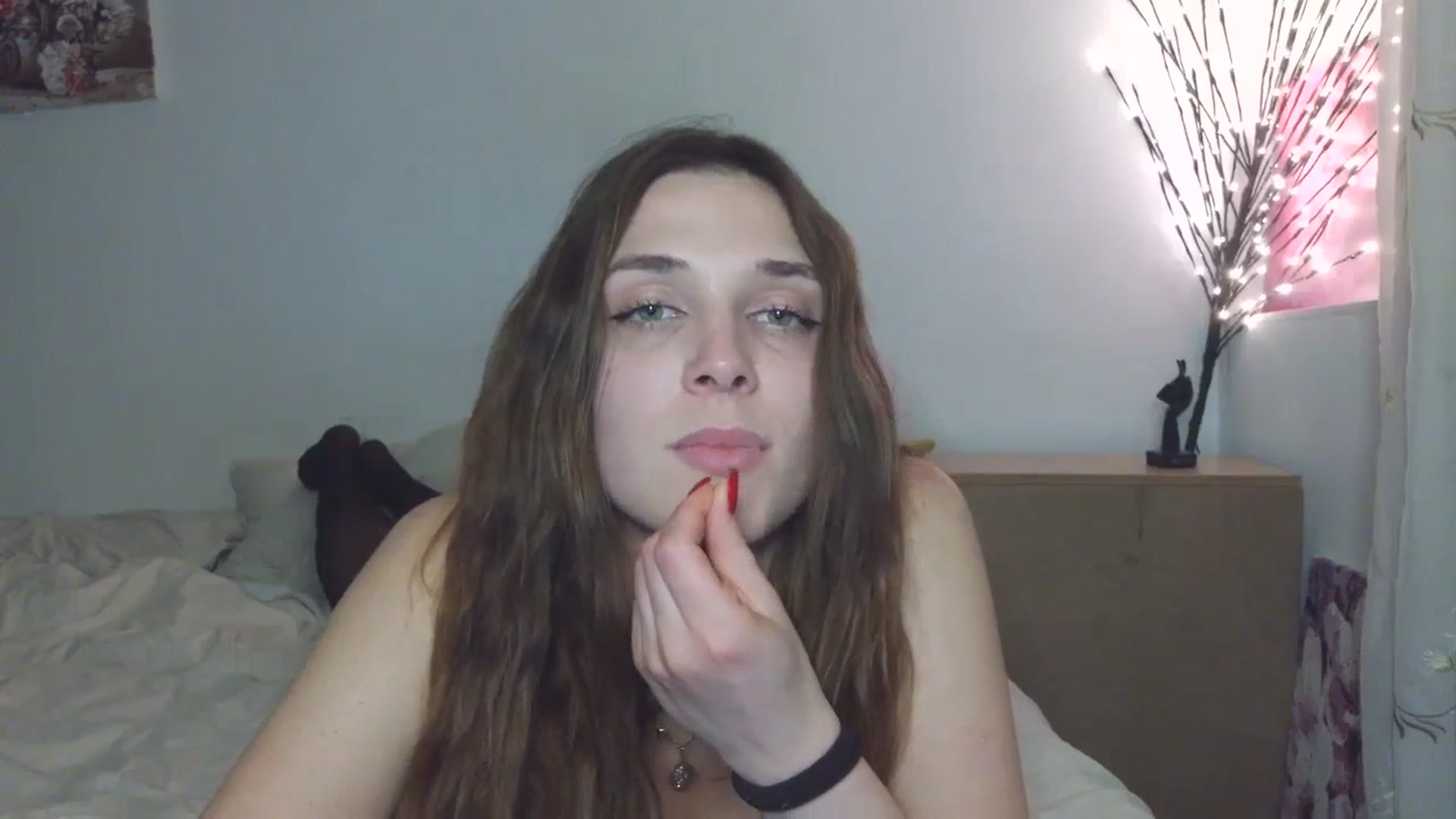 Gallery image thumbnail from HaleyReed's myfreecams stream on, 03/25/2026, 17:31 image 17 of 20
