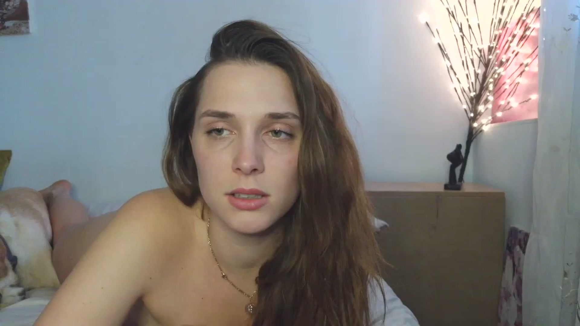 Gallery image thumbnail from HaleyReed's myfreecams stream on, 03/26/2026, 15:19 image 17 of 20